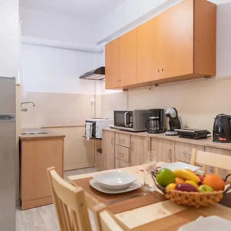 Cozy Platytera Apartment